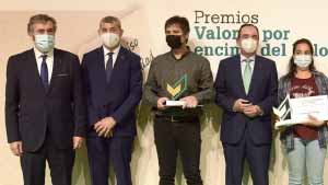 Ebrovisión recibe el premio Compromiso de Valores de Fundación Cajaviva Caja Rural de Burgos