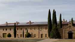 Hacienda El Ternero, bodega y viñedo situados en Miranda de Ebro con DOCa Riojaen el polígono de Ircio de Miranda de Ebro