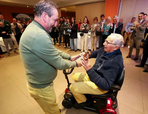 José Luis Solana recibe el reconocimiento y el aplauso de empresarios con los que ha compartido muchos años de trabajo y proyectos